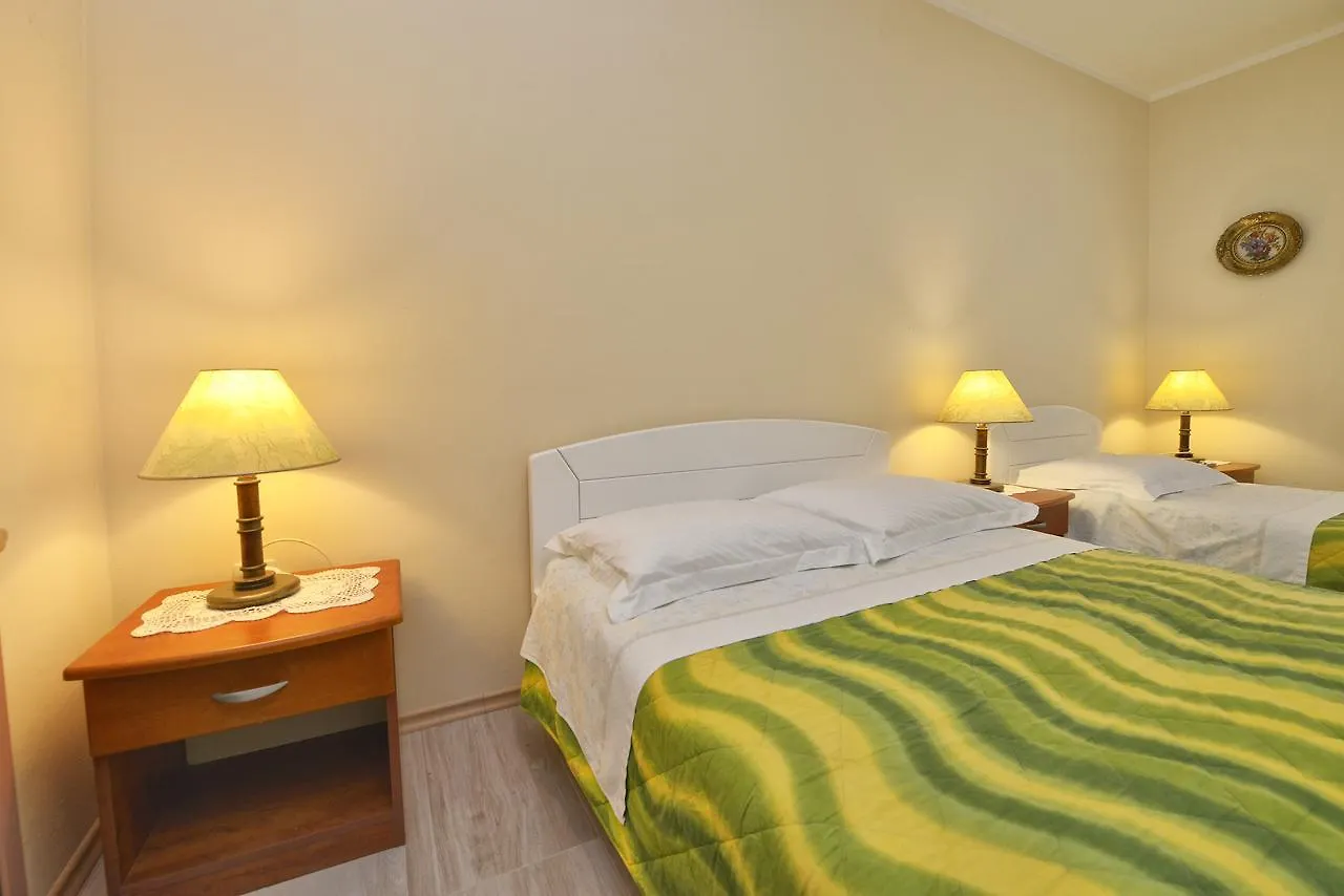 Bed And Breakfast Julia Seget  Croazia