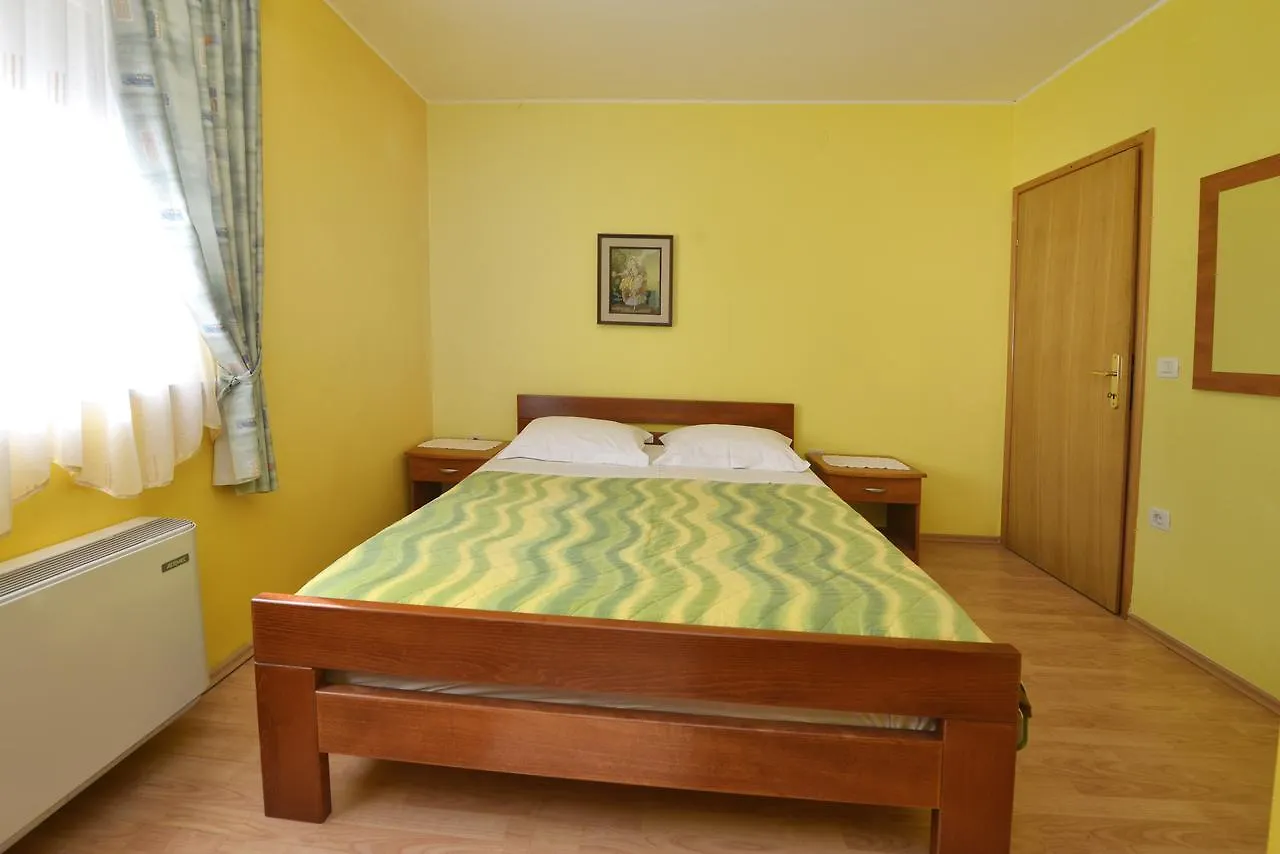 Bed And Breakfast Julia Seget  Bed & Breakfast Seget (Umag)